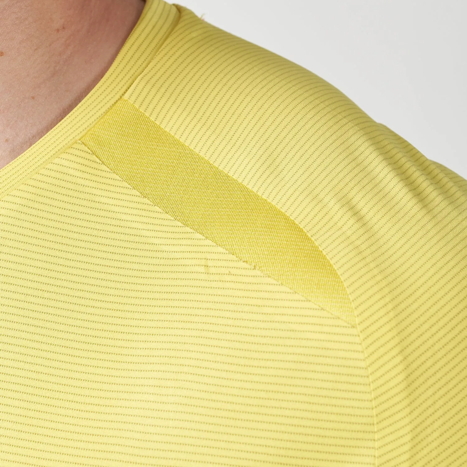 LAB360° Active Tee - Illuminating